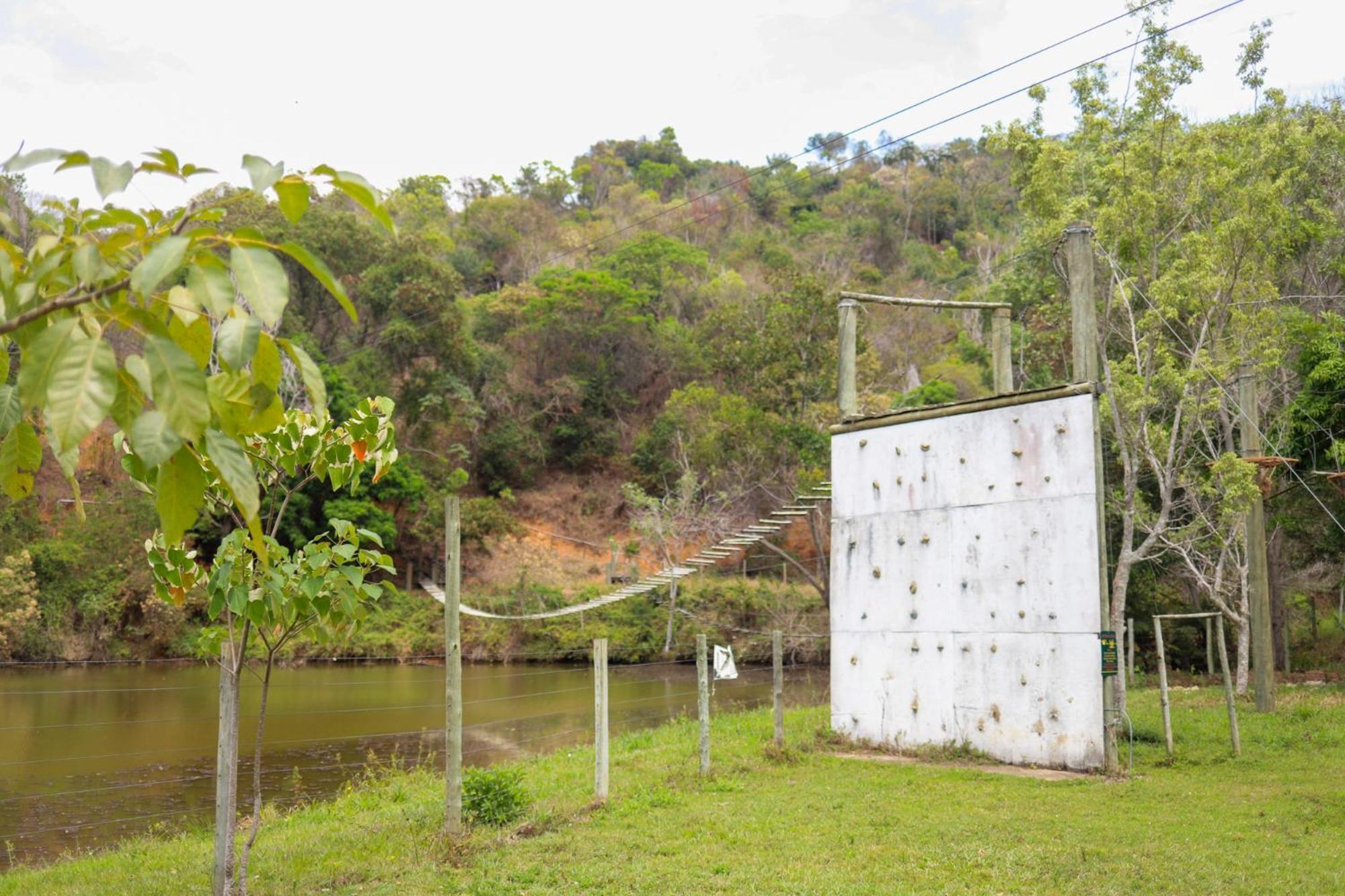 Vale Silvestre Eco Park Hotel Governador Valadares Luaran gambar